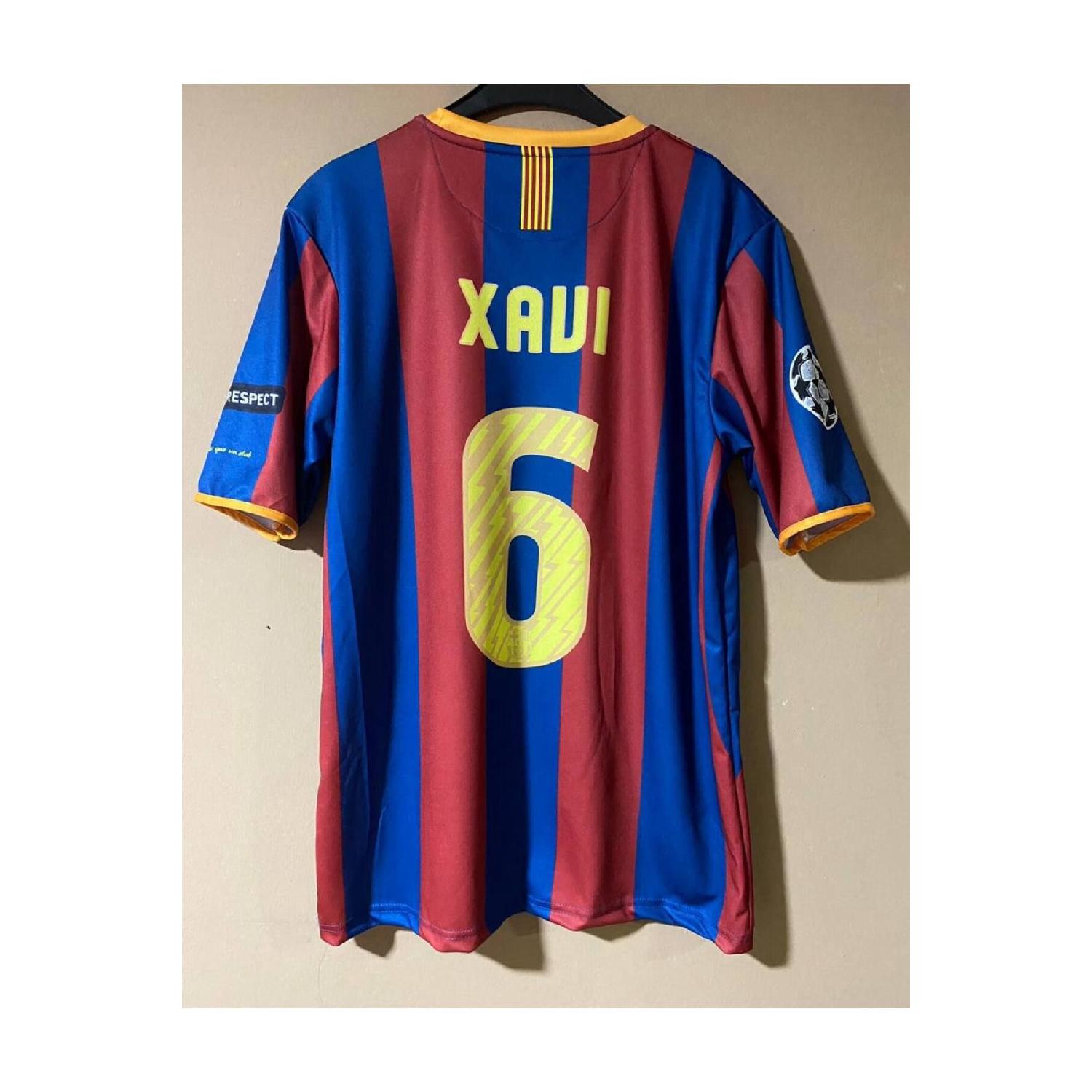 

Футболка ретро-матча финала Лиги чемпионов сезона 2010-2011 Барселоны Хави