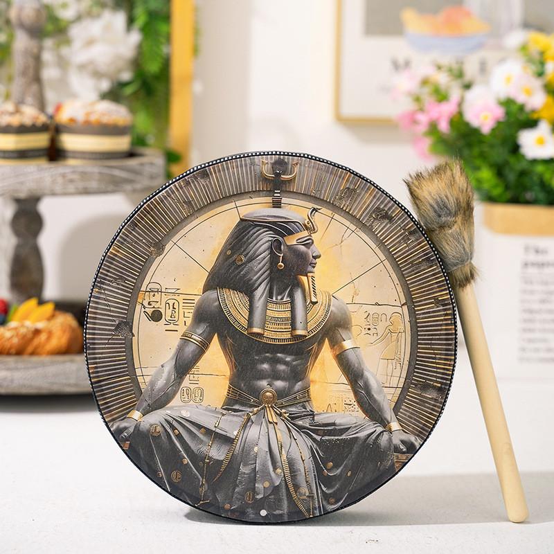 

Восхитительный декоративный набор барабанов, включающий дизайны египетского фараона и луны, богиня Pharaoh Drum