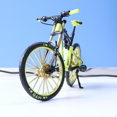 Model Compressed Casting Bike Toy 1:10 Simulate Scale Ride Desktop Ornaments Handicrafts