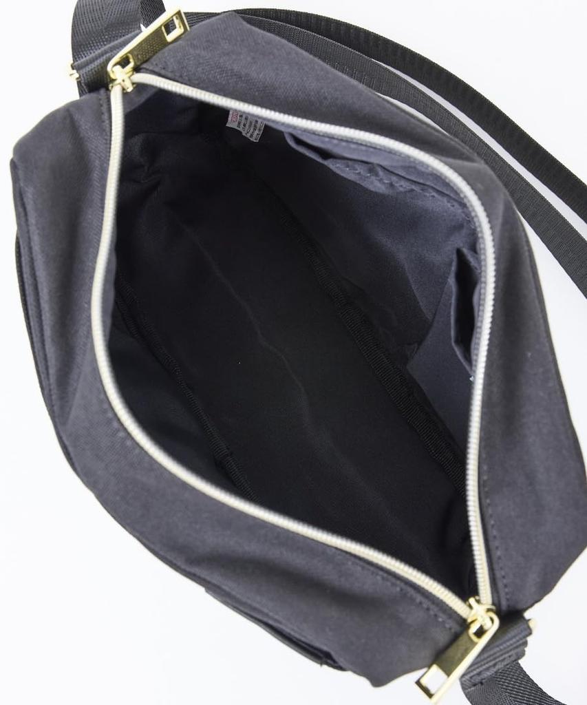 Water-repellent Shoulder Bag with 5 Pockets