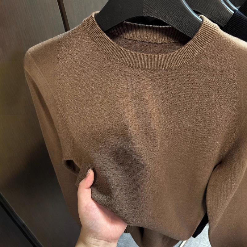 Men's Round Neck Knit Sweater: High-End Autumn Winter Style