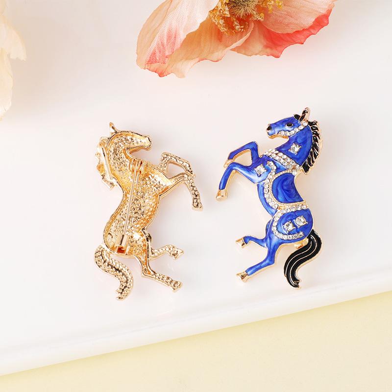 1Pc Horse Brooch Cartoon Alloy Cute Rhinestone Gift Pin Enamel