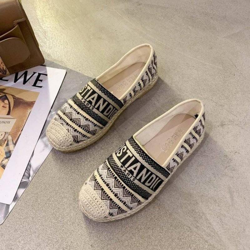 Embroidery fisherman shoes women's flat single shoes summer 2025 new casual woven loafers one-pedal lazy shoes
