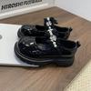 2026 Spring/Summer Girls' Korean British Style Leather Pearl Princess Shoes - Fashionable Performance Footwear for Little Girls.