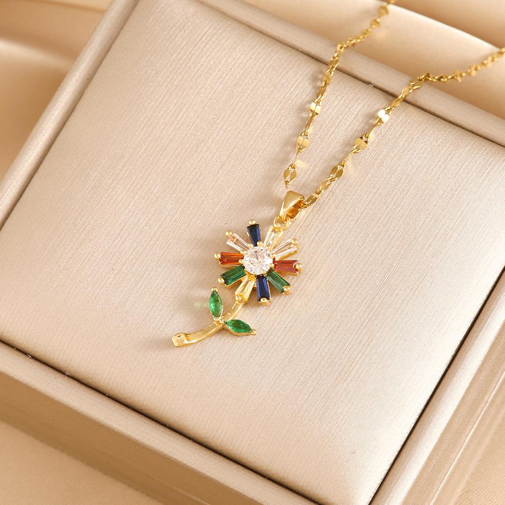 

Легкая роскошь и изысканный дизайн. Цветное ожерелье с подвеской в виде подсолнуха из циркония и инкрустированной медью. 45cm