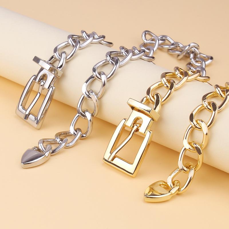 European and American jewelry personalized thick chain belt buckle collarbone necklace, hip hop trend metal geometric items