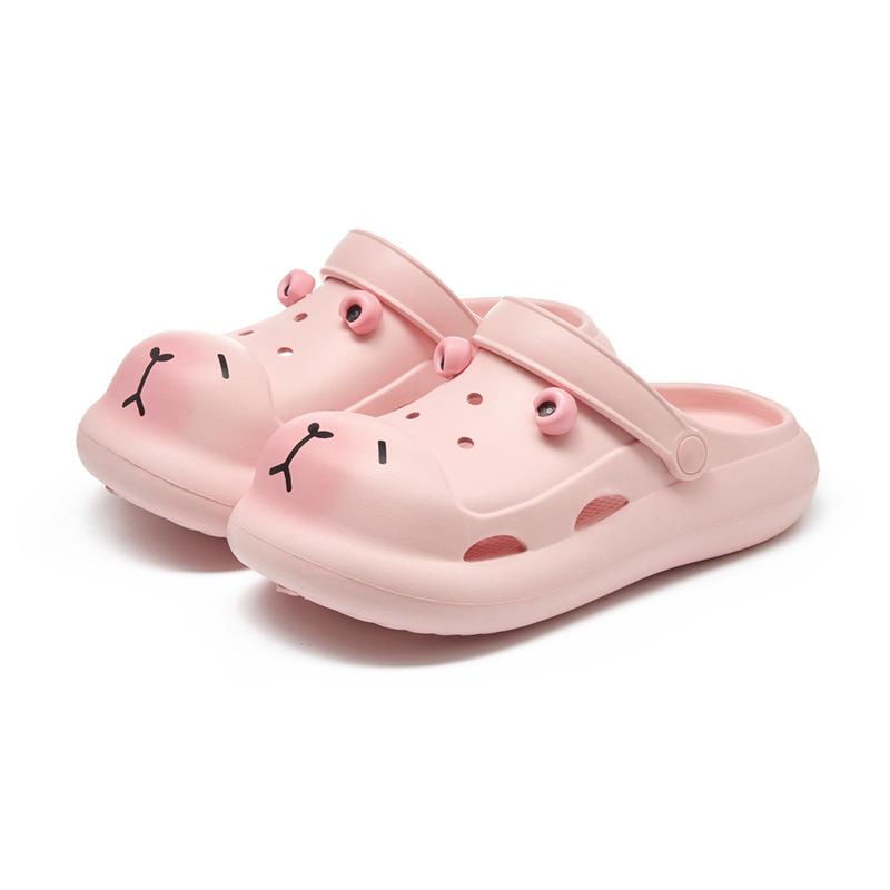 

Kapibara summer children s hole shoes boys and girls non-slip bag head stepping on shit feeling breathable middle and older children sandals 170