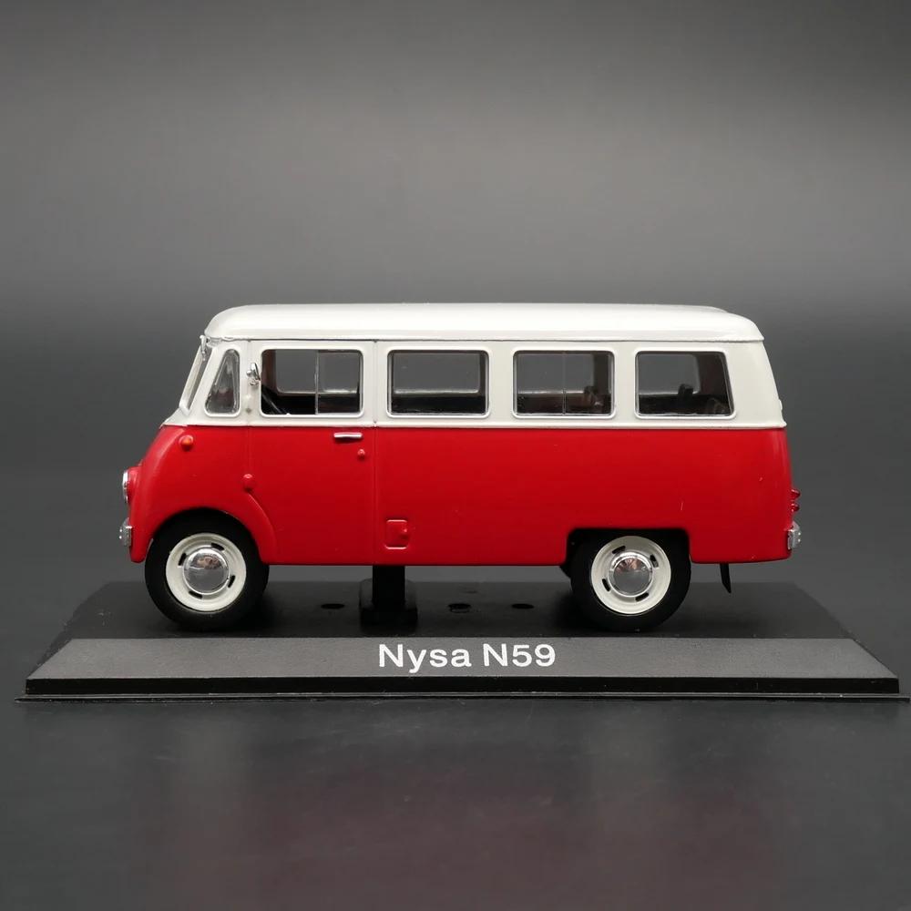 Diecast Ixo 1:43 Scale Ist NYSA N59 Van Simulation Alloy Car Model Collection Toy Gift Display Ornament