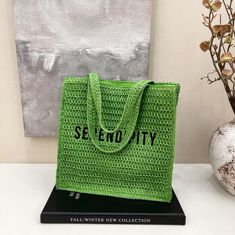 

Niche large-capacity tote bag women s 2025 new letter shoulder woven bag summer vacation beach bag зелений