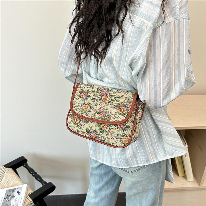 Floral Pattern Crossbody Bag with Leather Trim and Flap Closure for Vintage Inspired Style