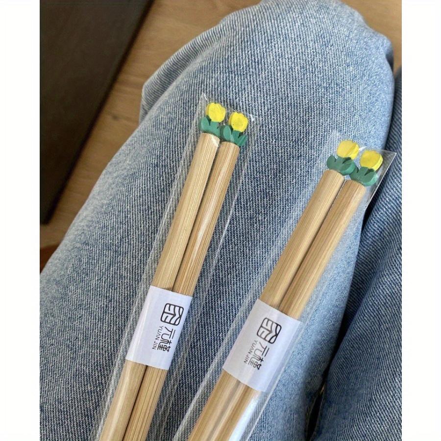 1 pár hůlek Ins Wind Lovely Tulip Praktické bambusové hůlky Hůlky pro pár rodinných banketů