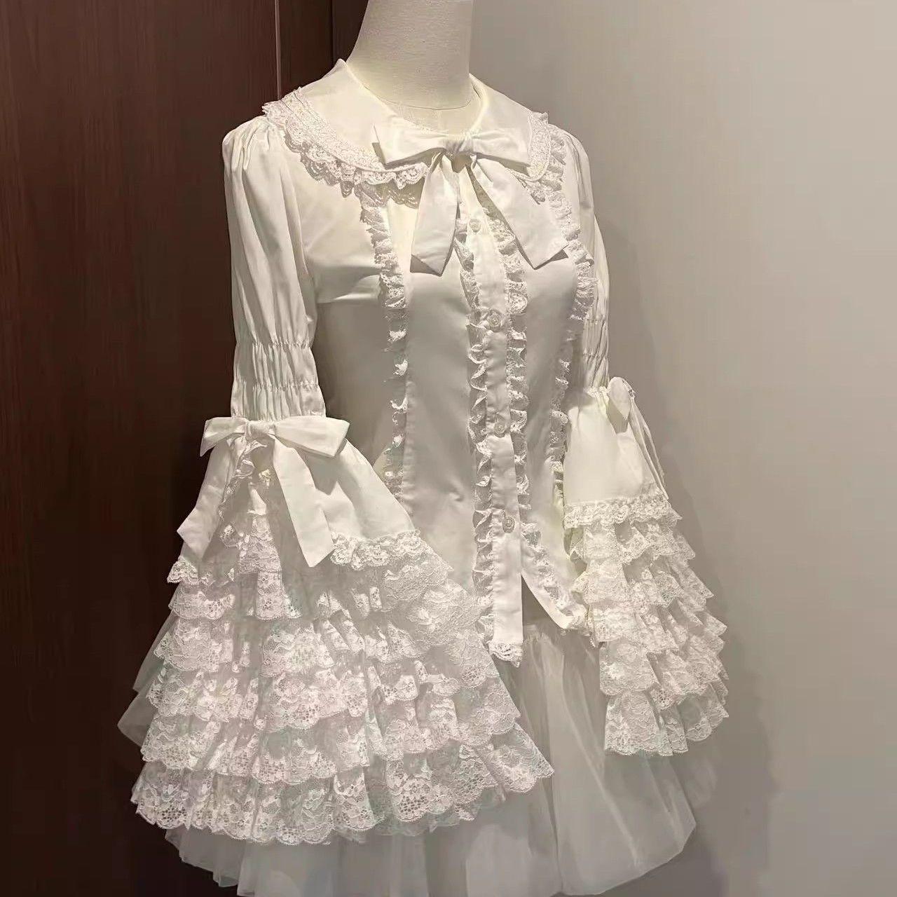 

Блузка Лолита Женская Camisas De Mujer Воротник Питер Пэн Расклешенные Рукава Милые Рубашки Оверсайз Топы Кружевной Бант Оборки Белые Блузки S белый