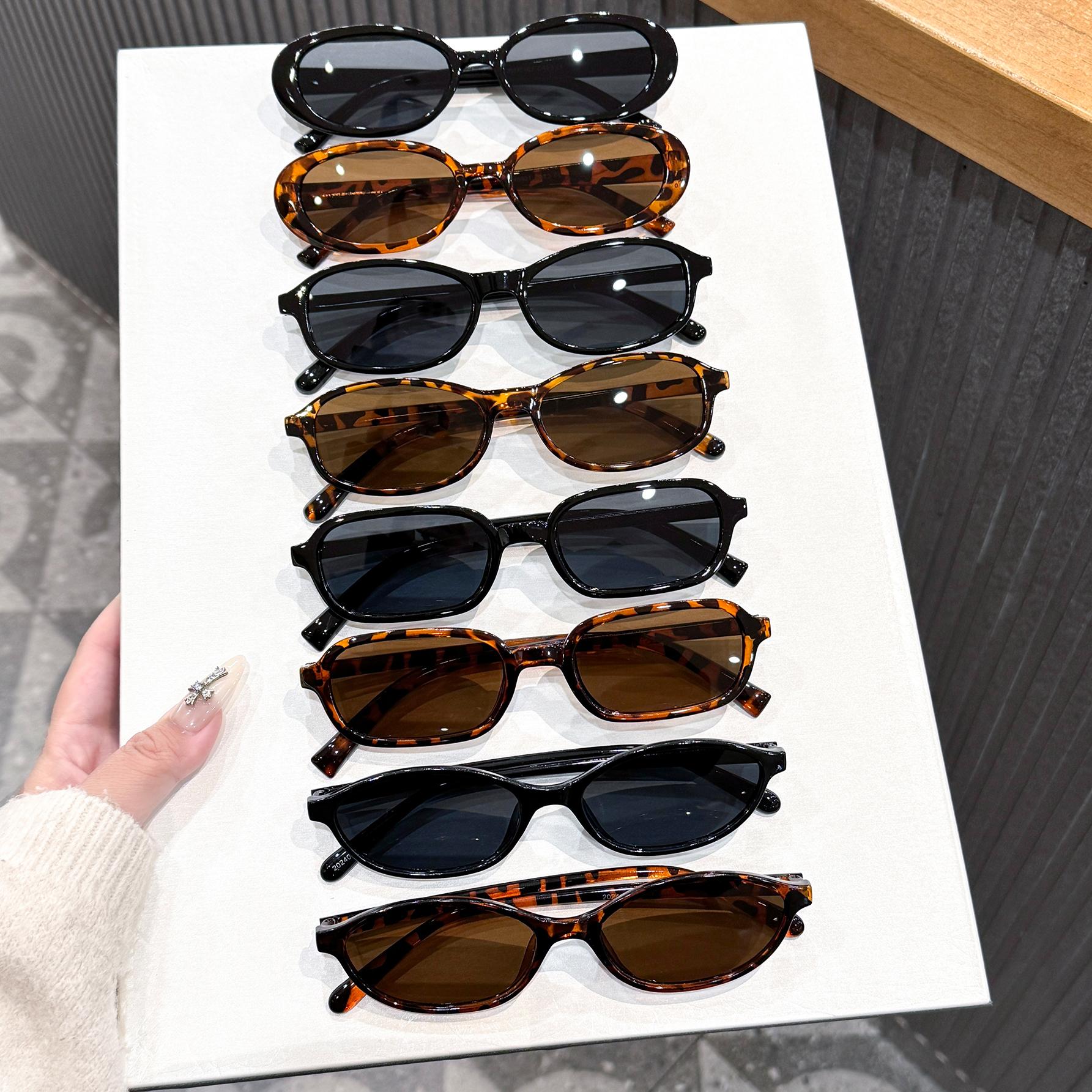 

8Pcs Women s Sunglasses Set, Retro Fashion Multi-Color Frame Combination Set, Vacation Street Photography, Driving, Outdoor