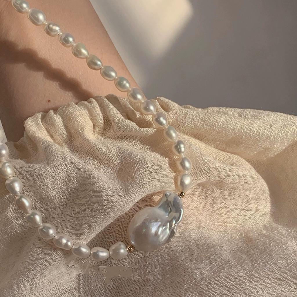 Titanium Steel Rice Grain Freshwater Pearl Special-Shaped Big Baroque Pearl Necklace French Retro Elegant Fashion Collarbone Chain Women