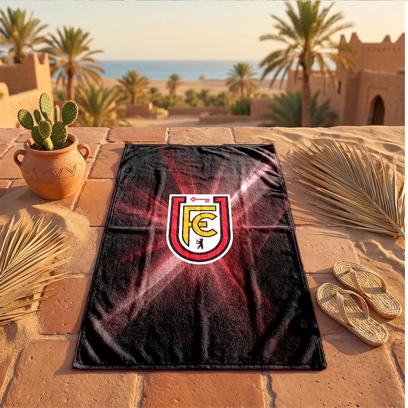 Union Berlin FC Print Microfiber Beach Towel Quick Dry Absorbent Large Towel For Beach Swimming Travel