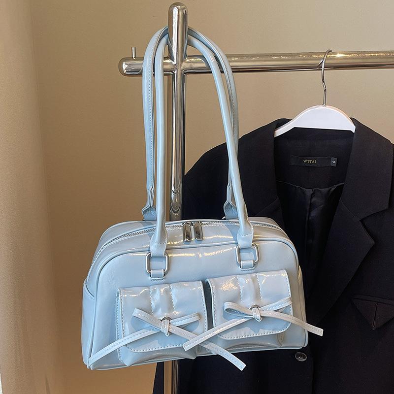 

2025 новая французская балетная сумка-багет с бантом, милая и крутая, подмышкой, большая вместимость, повседневная, с темпераментом, на плечо