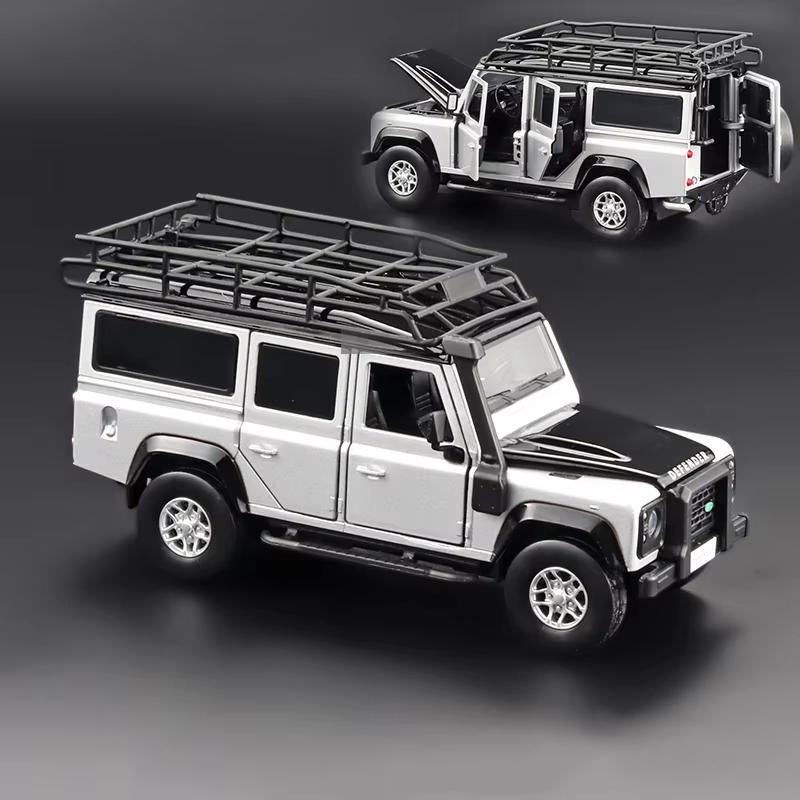 1:32 Land Rover Defender Alloy Car Model Diecasts & Toy Metal Off-Road Vehicles Car Model Simulation Sound Light Gift