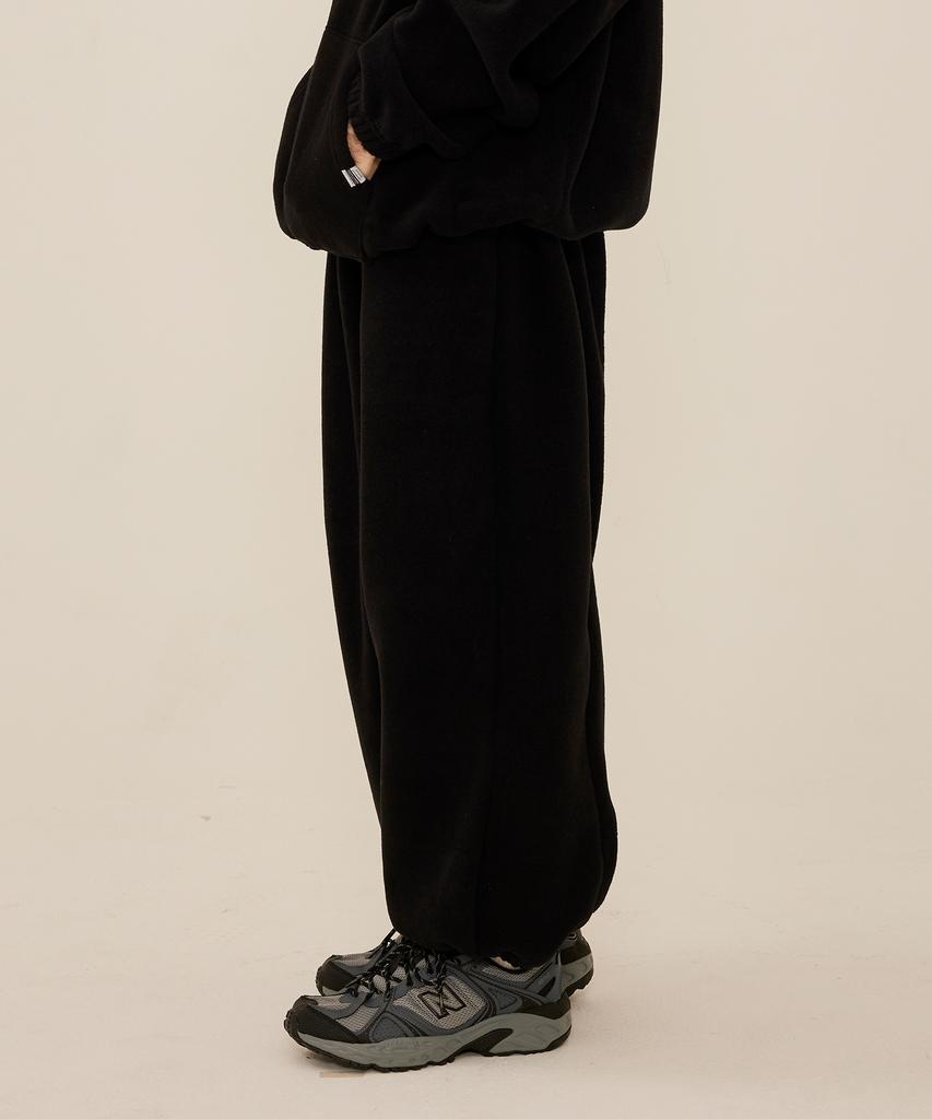 CARGOBROS Cb Fleece Wide Jogger Pants (Black)