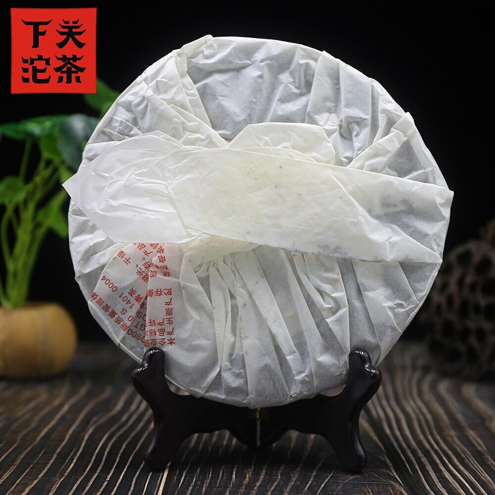 Xiaguan 2013 Puh Er Pine Crane Qizi Shen Puer Torta di tè cinese 357g