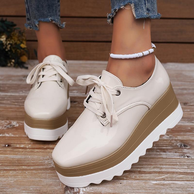 

2024 Новые лакированные туфли-броги с толстой подошвой для женщин, женские туфли больших размеров на плоской подошве со шнуровкой, женские туфли-оксфорды на толстой платформе 42 37