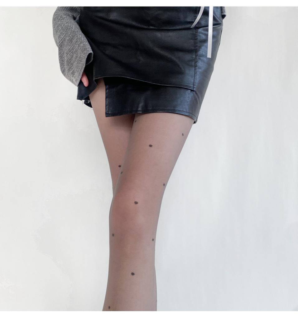 2024 Spring/Summer New Ultra-Thin Any-Cut 0D Base Jacquard Nylon Anti-Bacterial Heart-Shaped Polka-Dot Pantyhose Basic Style