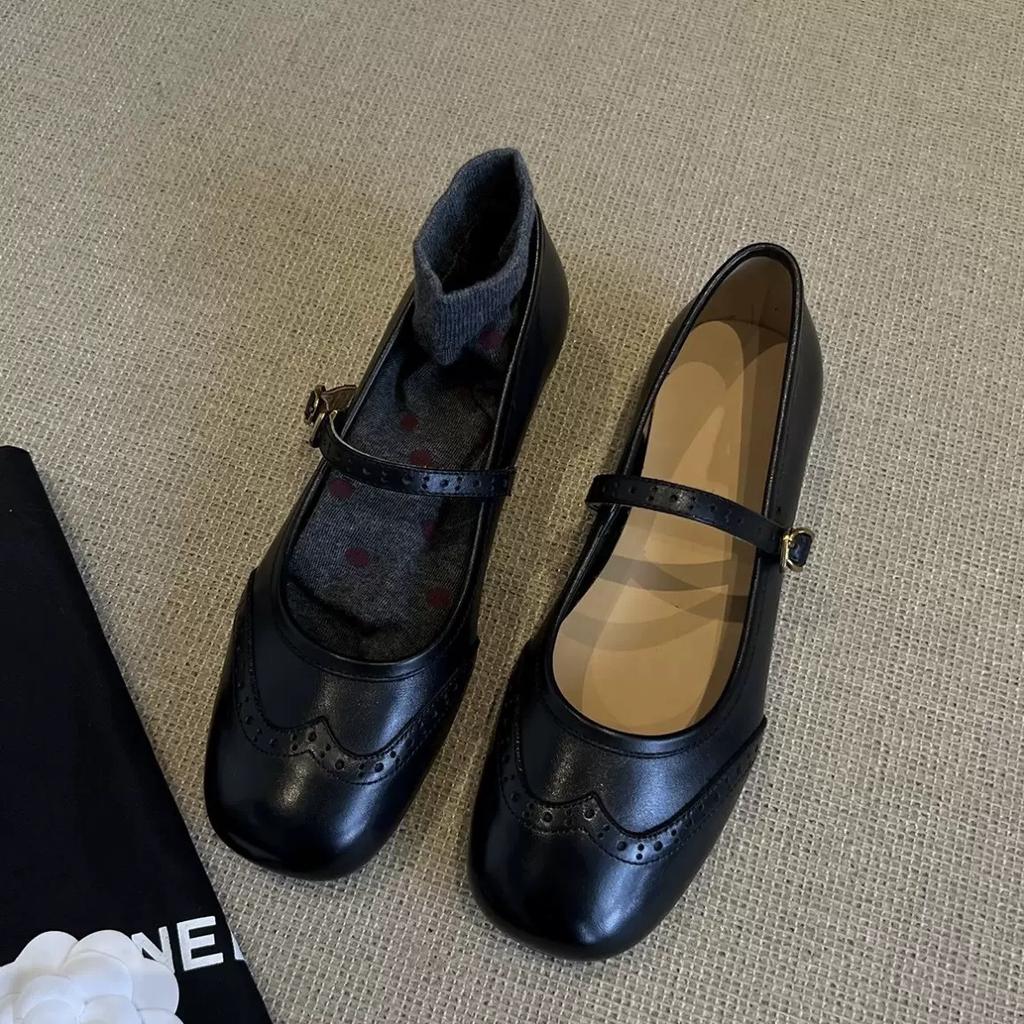 Fashion High-value Ballet Shoes Single Shoes Women's Spring Carved Mary Jane Shoes Retro Style Flat French Small Leather Shoes