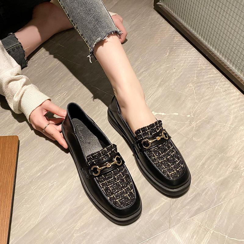 British Style Small Leather Shoes Women's Skirt 2025 Platform Versatile Loafers Autumn and Winter Velvet Single Shoes Large Size 41-43