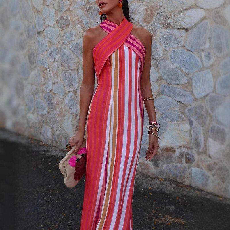 

Летнее элегантное женское платье с перекрестной бретелью на шее, без рукавов, приталенного силуэта, длинное, в полоску Red S