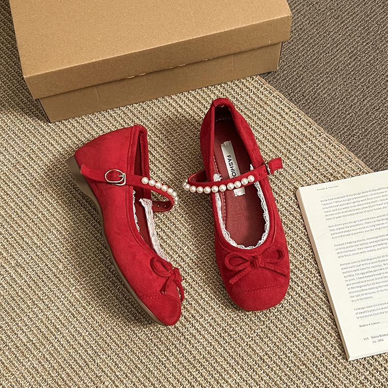 French retro shallow mouth inner height increase single shoes women's summer 2025 new with skirt soft sole versatile Mary Jane shoes