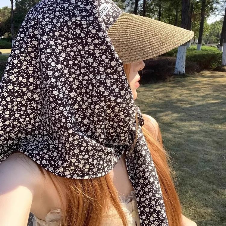 Women's Floral Fisherman Straw Hat with Sun Protection and Patchwork Triangle Scarf for Summer Outdoor Travel