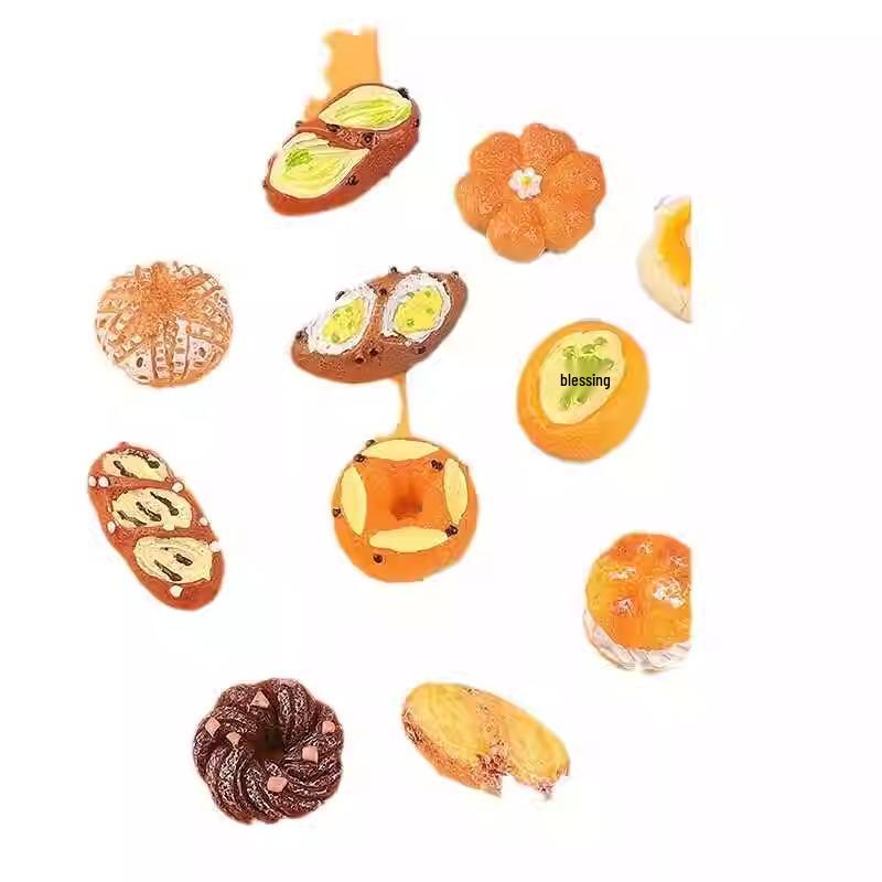 Mini European Lye Bread Fridge Magnet - Realistic Baking Decoration