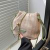 Foreign Style Niche Woven Bucket Bag Women's 2025 New Trendy Fashion Texture Commuter Bag Popular Versatile Straw Woven Bag