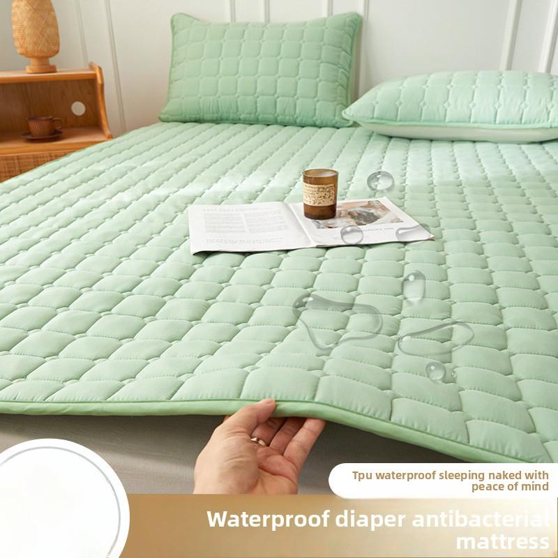 Waterproof Urine Barrier Quilted Mattress Pad for Home Bedroom Dormitory Soft Cushion Bed Protector Non-Slip Mat