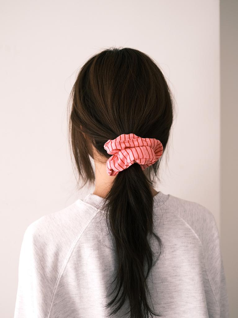 Yiyoon Striped Scrunchie (4 Colors)