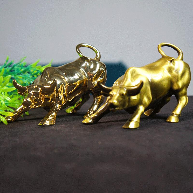 Legierte Wall Street Bull Skulptur Bürointerieur Desktop Feng Shui Glücksornamente Nordische Heimdekoration Tierfigur