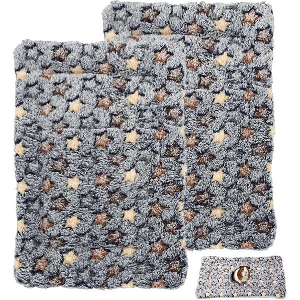 Guinea Pig Bed, 2 Pcs Double-Layer Coral Fleece Guinea Pig Beds and Bunny Beds, Soft and Skin-Friendly, Suitable for Small Animals Such as Rabbits