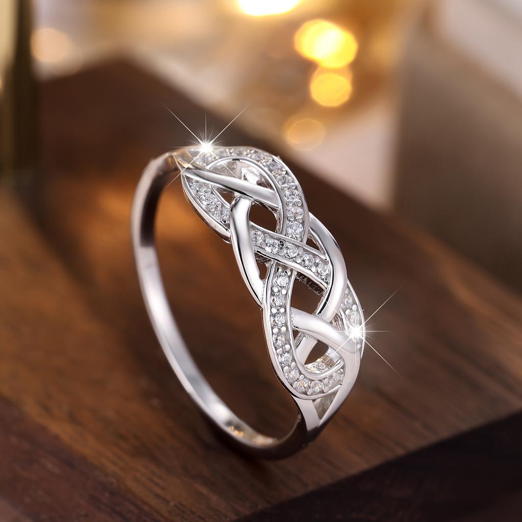 Elegant and Simple Women's Zircon Inlaid Ring, Exquisite Finger Decoration, Wedding Gift