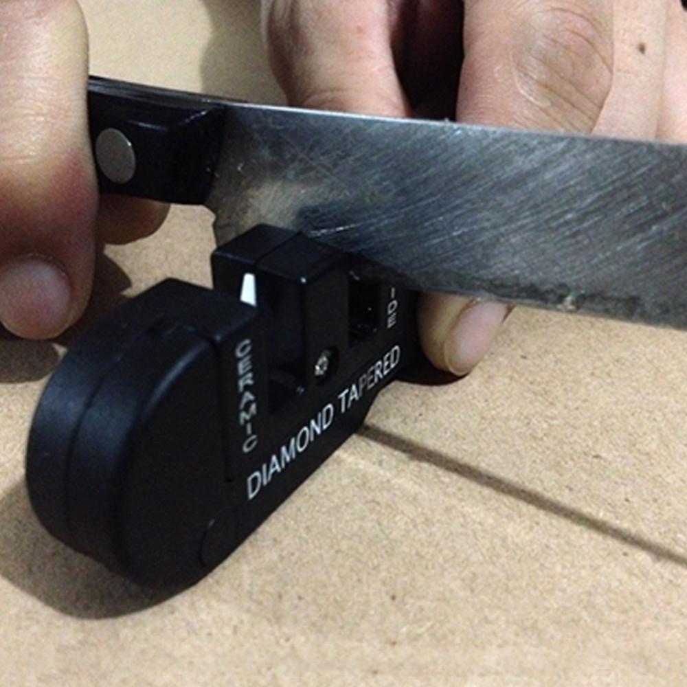 Messerschärfer Voreingestellte Hartmetall- und Keramiksteinschärfer Ausklappbarer, diamantbeschichteter Stab Schärfer für Jagdmesser und Haken im Freien