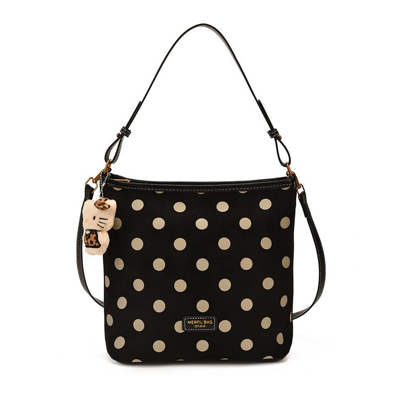 Korean Version Of Polka Dot Tote Bag Casual Temperament Large Capacity Female Foreign Style Retro Shoulder Bag Underarm Bag Bucket Bag