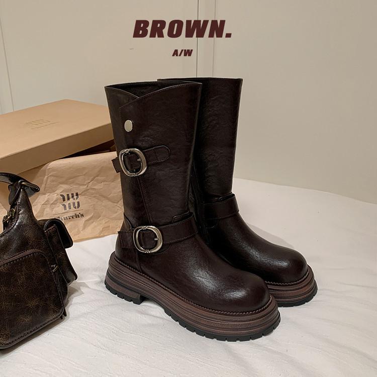 

Новые полусапоги на толстой подошве женские с круглым носком на толстой подошве 2025 осень и зима с пряжкой модные рыцарские сапоги квадратные и ботинки мартин 39 темно-коричневого