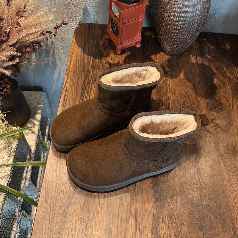 

New winter velvet thickened snow boots women s thick-soled thin short boots casual covered ancient cotton shoes 40