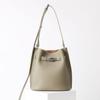 2025 New High-end Light Luxury Niche Texture Bucket Bag Women Large Capacity Commuting Shoulder Crossbody