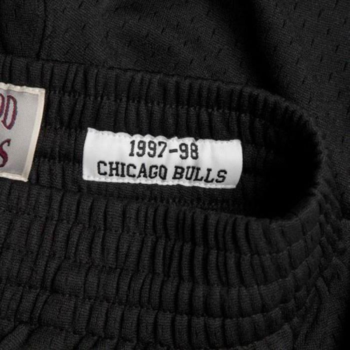 Short NBA - Mitchell &amp; Ness - Chicago Bulls 1997-98 - Noir - Taille M - Homme