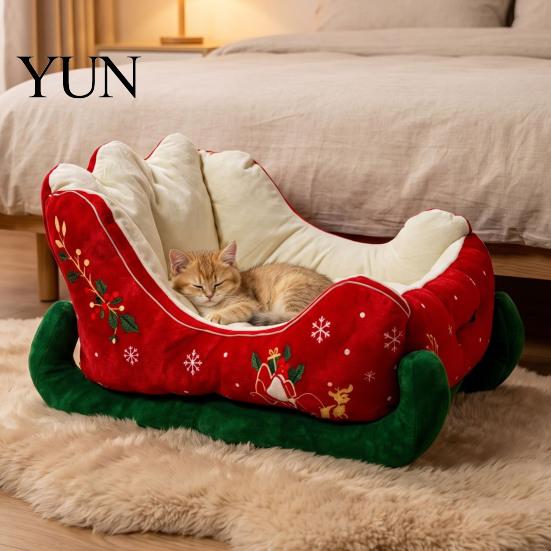 Durable Cat Nest Christmas Sleigh Shaped Pet Bed, Cozy Holiday Dog Sofa Anti?Slip Base Soft Cotton Bed Cushion, Washable Sleeping for Small