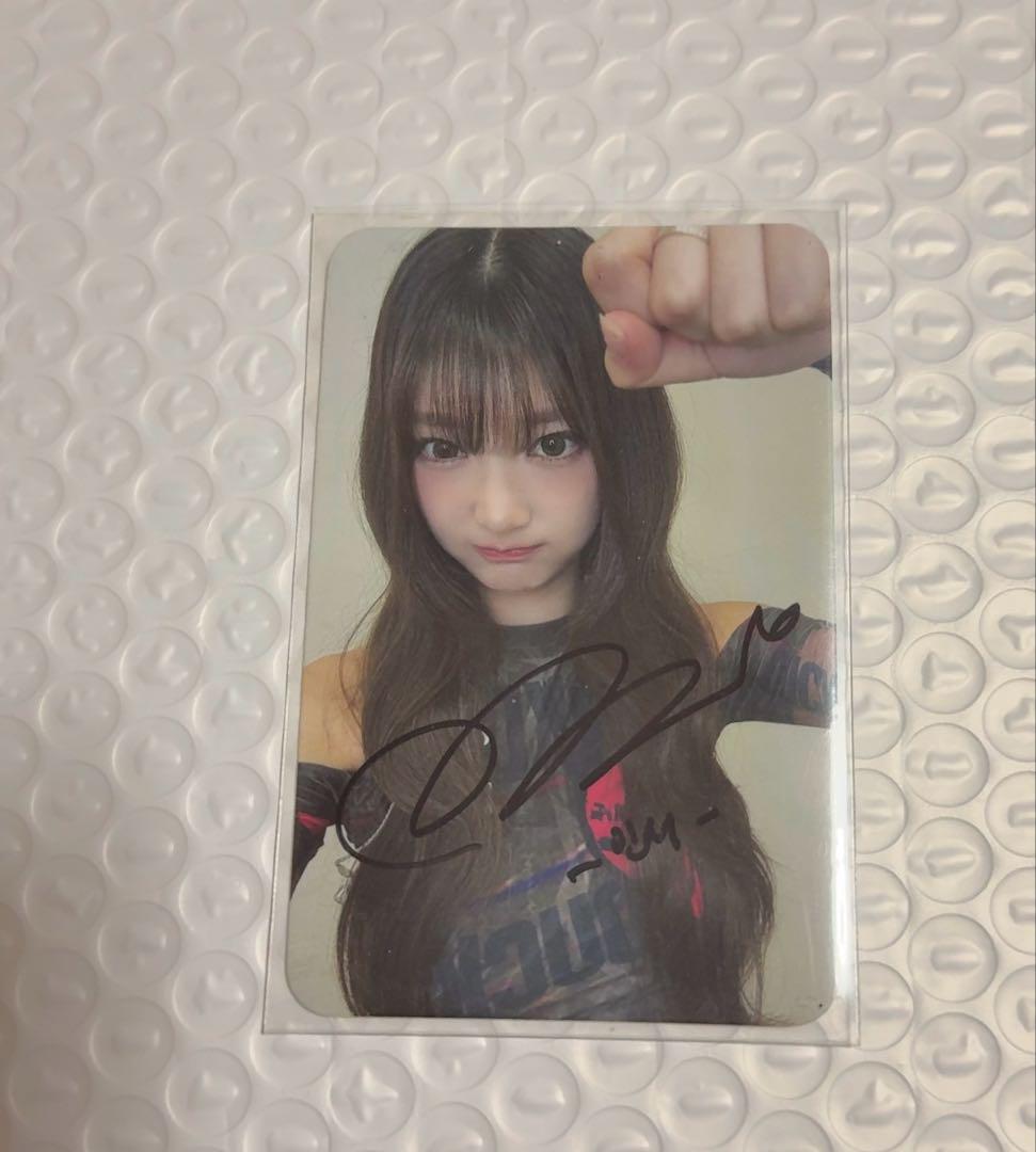 

[Б/У] WOOAH Минсо Бонус за мероприятие в Китае Автограф Торговая карта