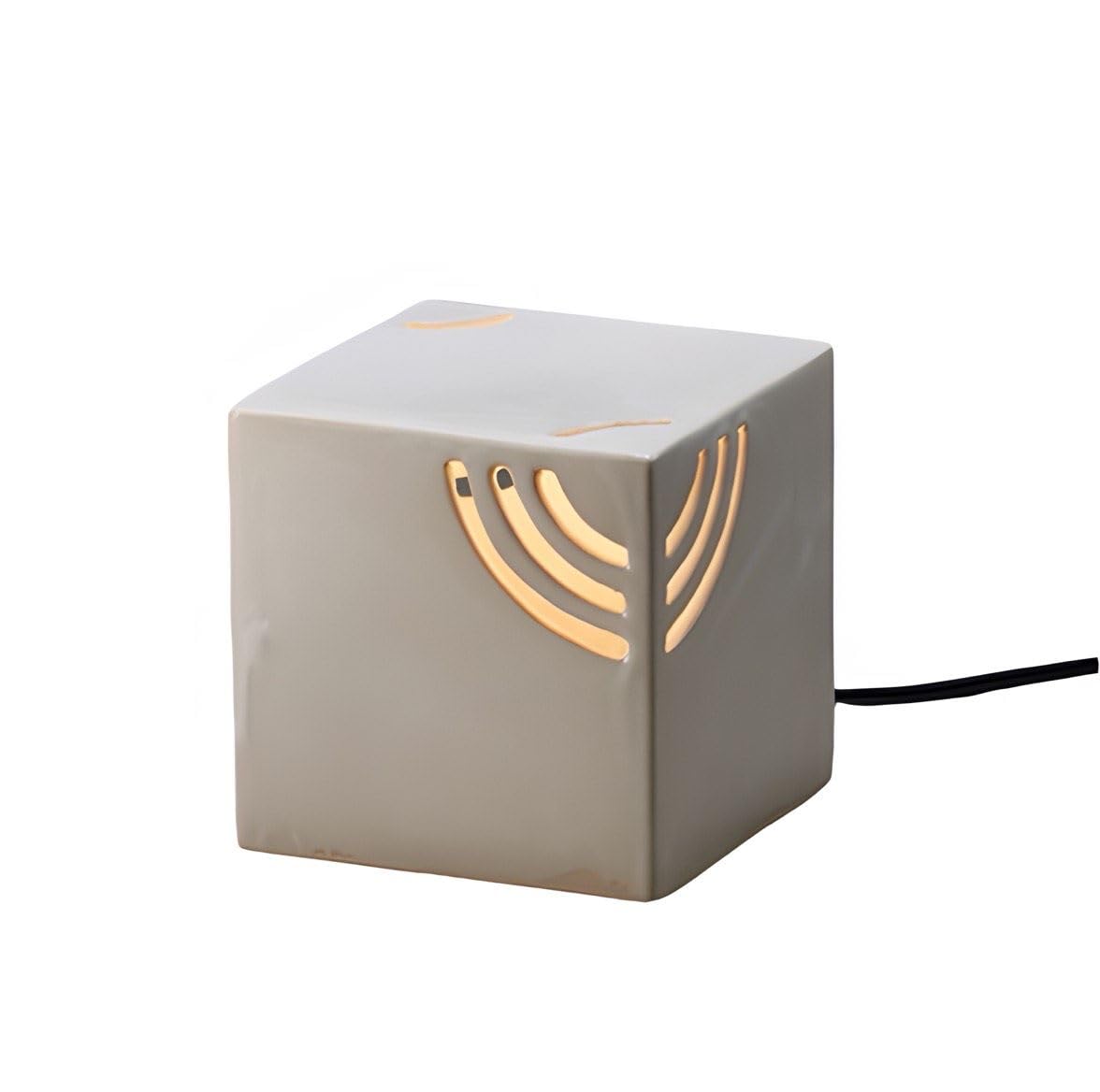 

Daiko Electric DAIKO LED Stand Light, Earth Light, with Lamp, 70mm Diameter Flat LED Unit, 4.6W (Gx53), Wide Angle, 1 x Bulb, Warm White (2700K),