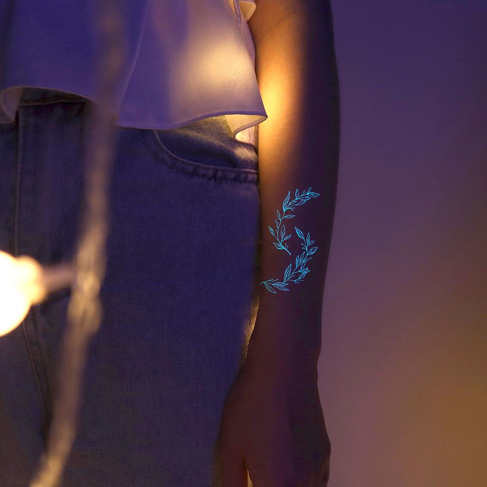 1 foaie de tatuaj temporar cu henna cu mandala albă, rezistentă la apă și durabilă