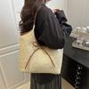2025 Bow Underarm Bag Women's Fashion Casual Large Capacity Handbag Niche Straw Contrast Shoulder Bag