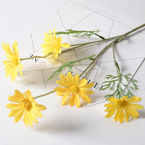 Artificial Flowers 5-Head Artificial Dutch Chrysanthemum & Daisy Bouquet 52cm Silk Faux Flowers for Wedding Holiday Home Decor Photography Props