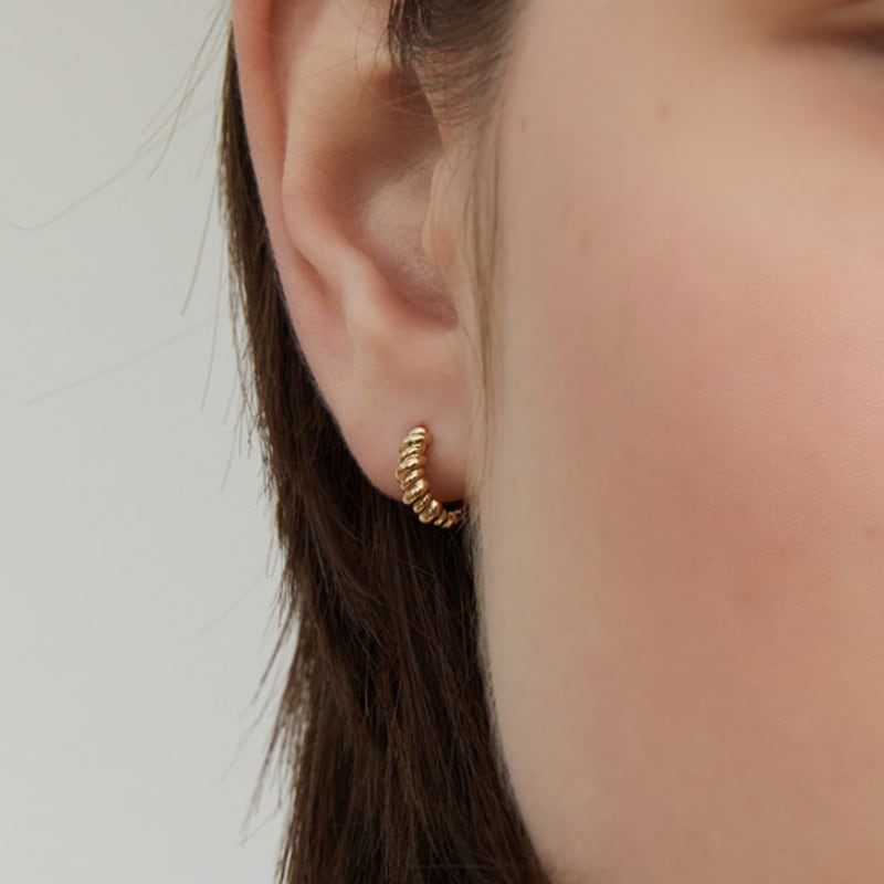 LUNNE 14k Twisted Rope One-Touch Ring Earrings (14k Gold) #LFE27